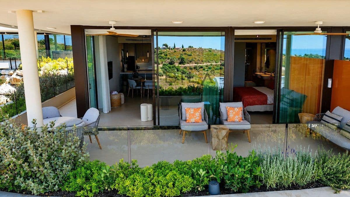 2 soverom Leilighet til salgs i Fuengirola med svømmebasseng garasje - € 685 000 (Ref: 9891282)