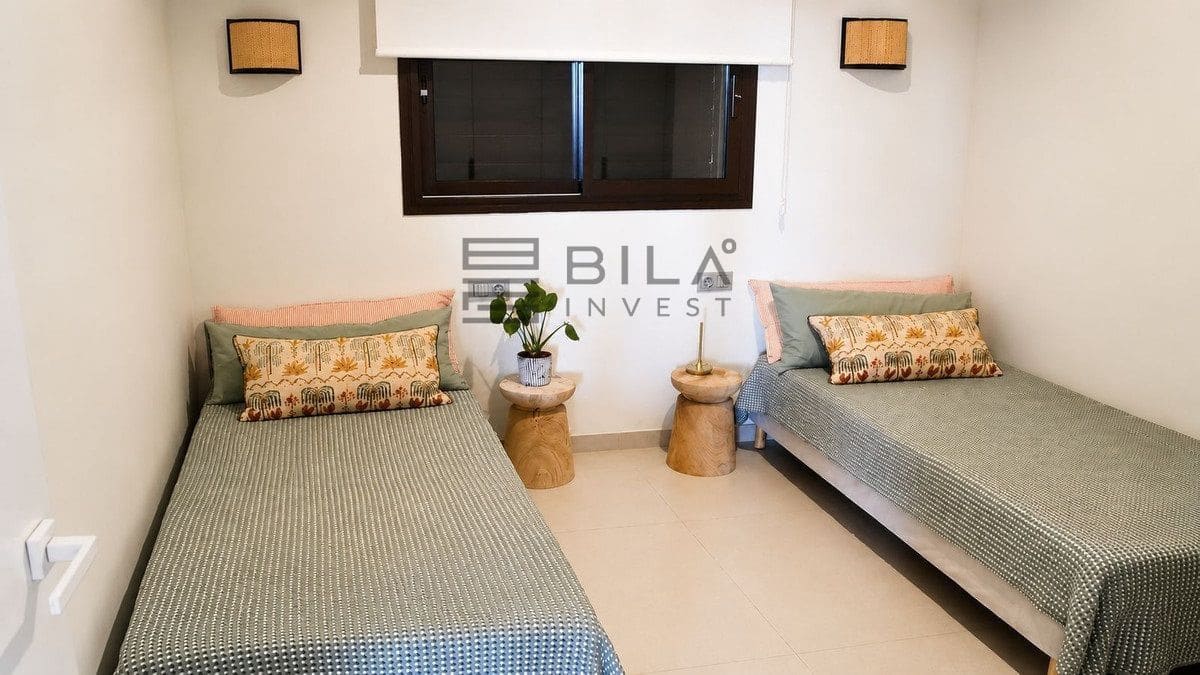 2 soverom Leilighet til salgs i Fuengirola med svømmebasseng garasje - € 685 000 (Ref: 9891282)
