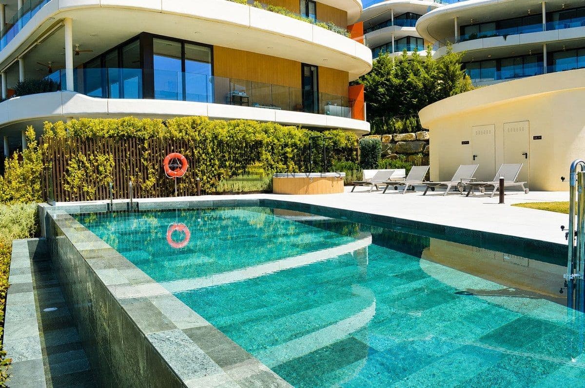 2 soverom Leilighet til salgs i Fuengirola med svømmebasseng garasje - € 685 000 (Ref: 9891282)