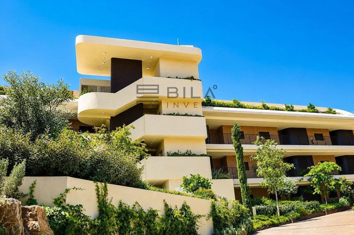 2 soverom Leilighet til salgs i Fuengirola med svømmebasseng garasje - € 685 000 (Ref: 9891282)