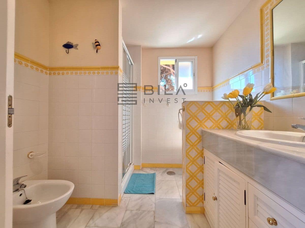 2 soveværelse Penthouse til salg i Elviria med swimmingpool - € 599.000 (Ref: 9891284)