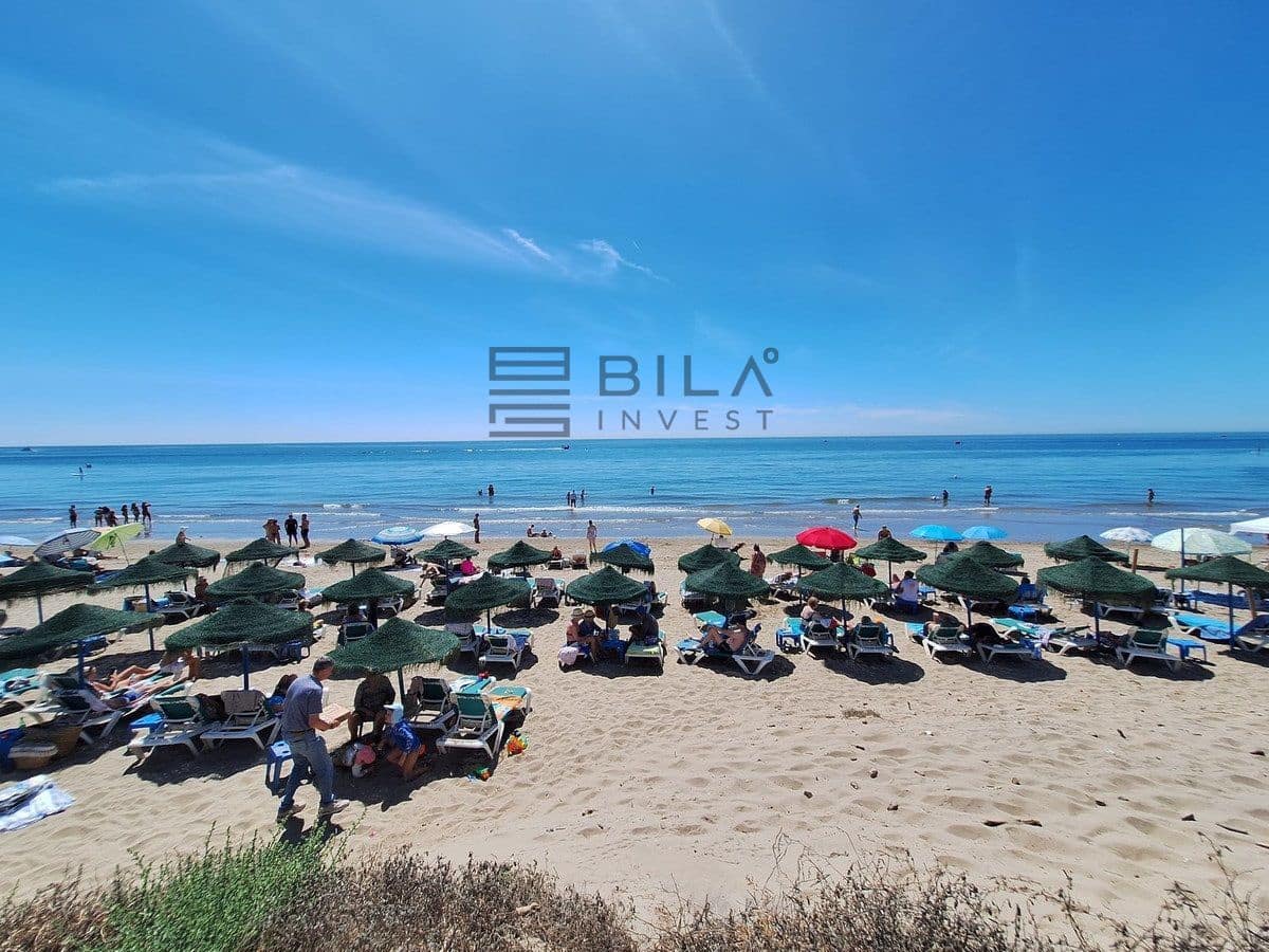 2 soveværelse Penthouse til salg i Elviria med swimmingpool - € 599.000 (Ref: 9891284)
