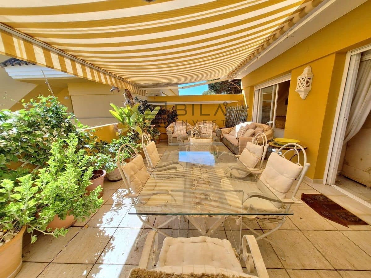 2 soveværelse Penthouse til salg i Elviria med swimmingpool - € 599.000 (Ref: 9891284)