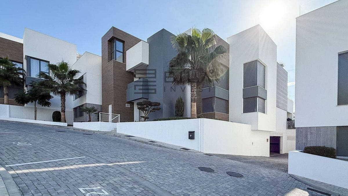 3 sovrum Lägenhet till salu i Artola med pool garage - 685 000 € (Ref: 9891428)