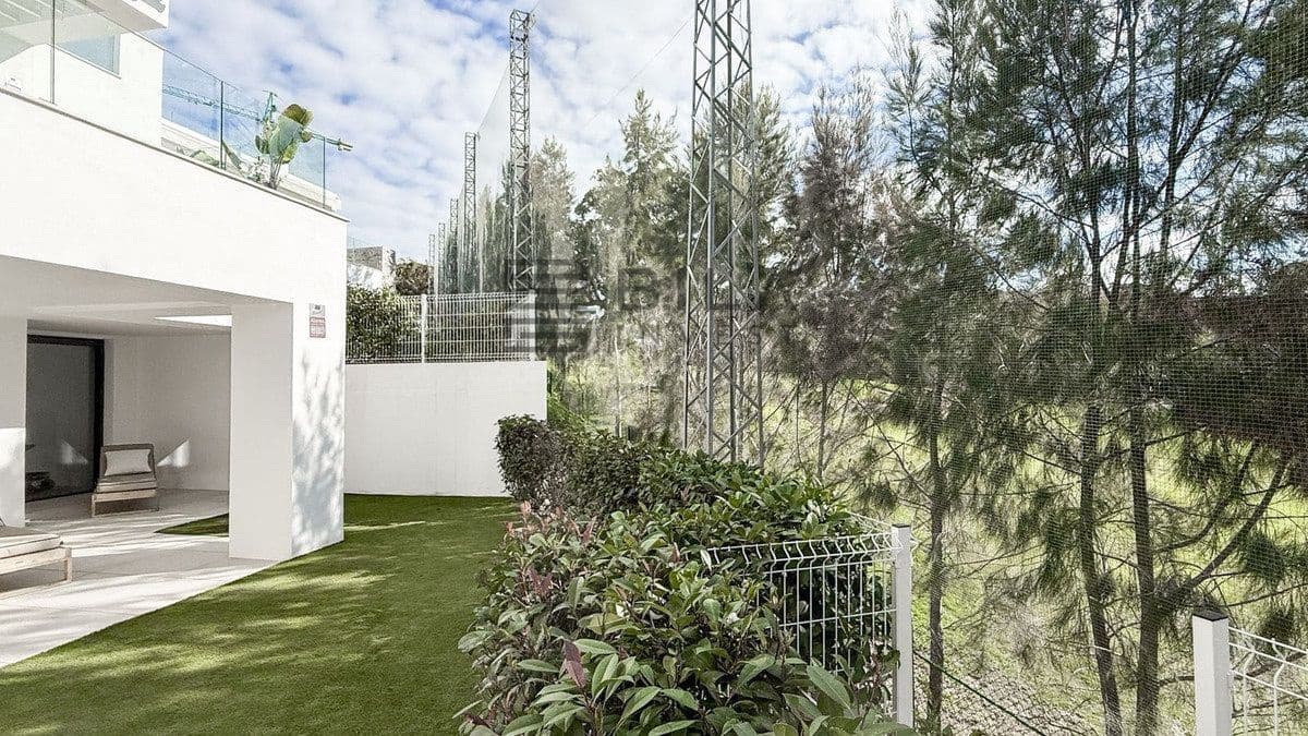 3 sovrum Lägenhet till salu i Artola med pool garage - 685 000 € (Ref: 9891428)