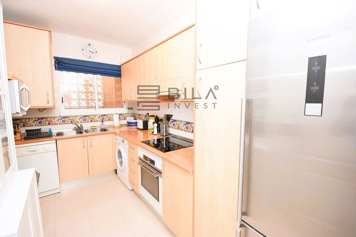 2 soverom Penthouse til salgs i La Reserva med svømmebasseng - € 329 000 (Ref: 9891429)