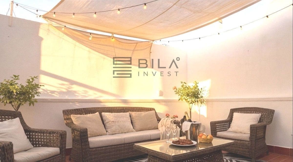 3 soveværelse Penthouse til salg i Elviria med swimmingpool - € 400.000 (Ref: 9891430)