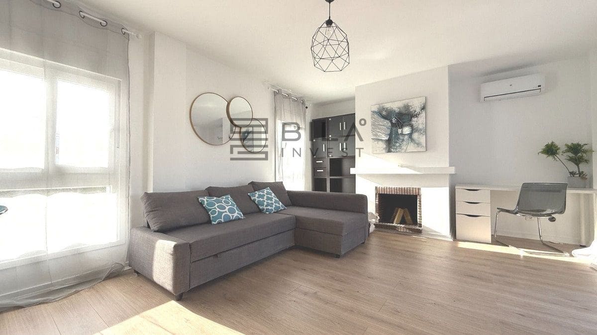 3 soveværelse Penthouse til salg i Elviria med swimmingpool - € 400.000 (Ref: 9891430)