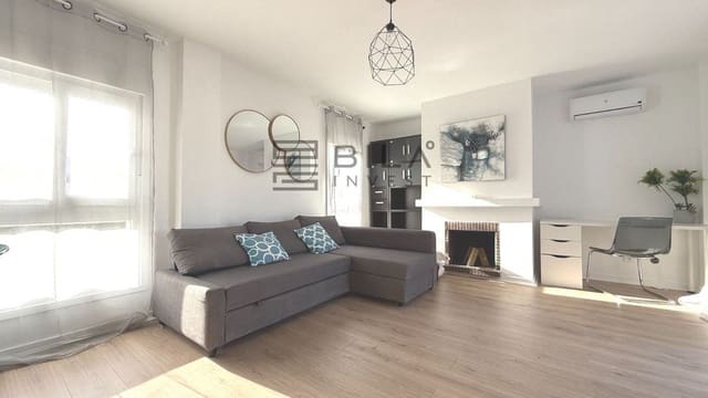 3 soveværelse Penthouse til salg i Elviria, Marbella med swimmingpool - € 400.000 (Ref: 9891430)