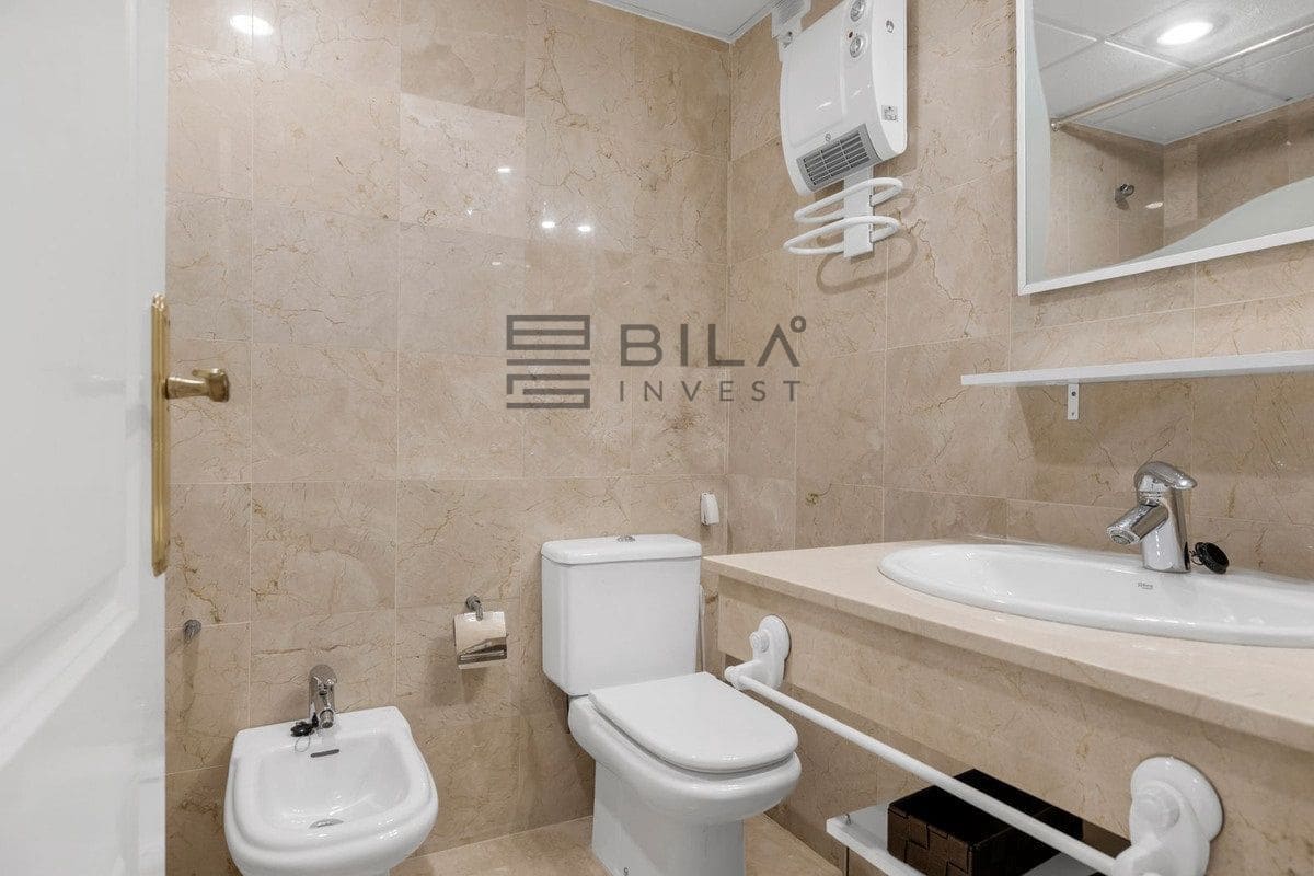 2 sypialnia Mieszkanie na sprzedaż w Benalmadena Costa z basenem garażem - 399 950 € (Ref: 9891432)