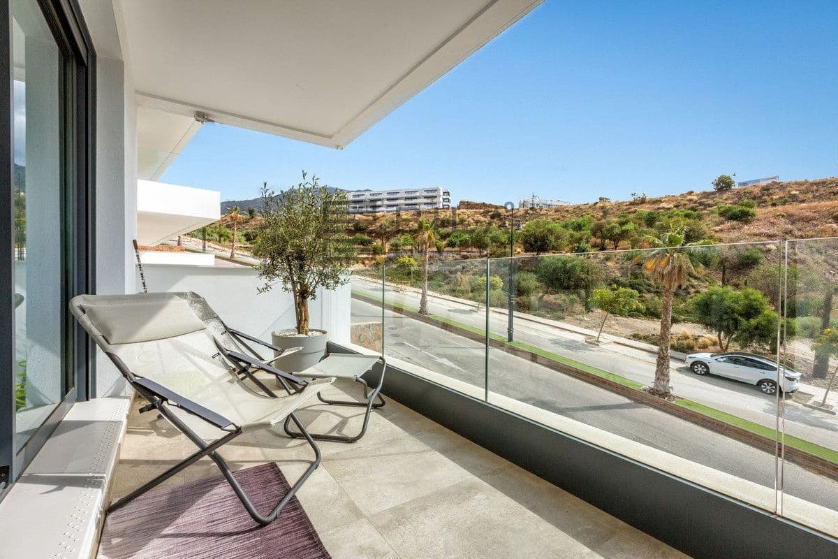 2 sovrum Lägenhet till salu i Fuengirola med pool garage - 515 000 € (Ref: 9893111)