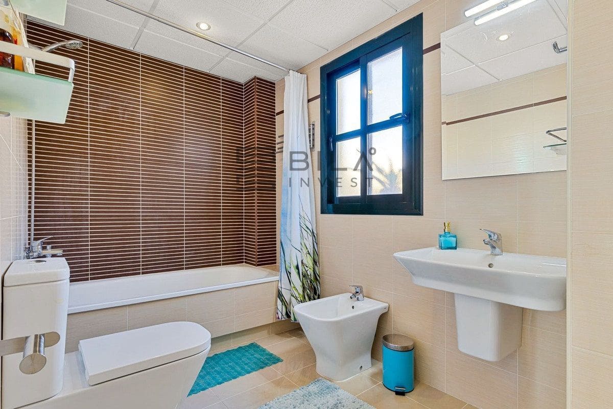 3 sovrum Hus till salu i Fuengirola med pool garage - 519 000 € (Ref: 9893290)