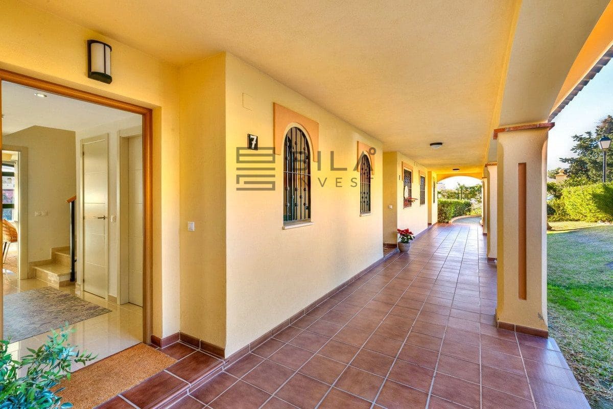 3 sovrum Hus till salu i Fuengirola med pool garage - 519 000 € (Ref: 9893290)