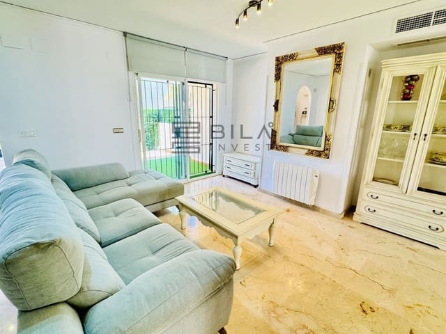 3 Zimmer Haus zu verkaufen in Costabella, Marbella mit Pool Garage - 790.000 € (Ref: 9893293)