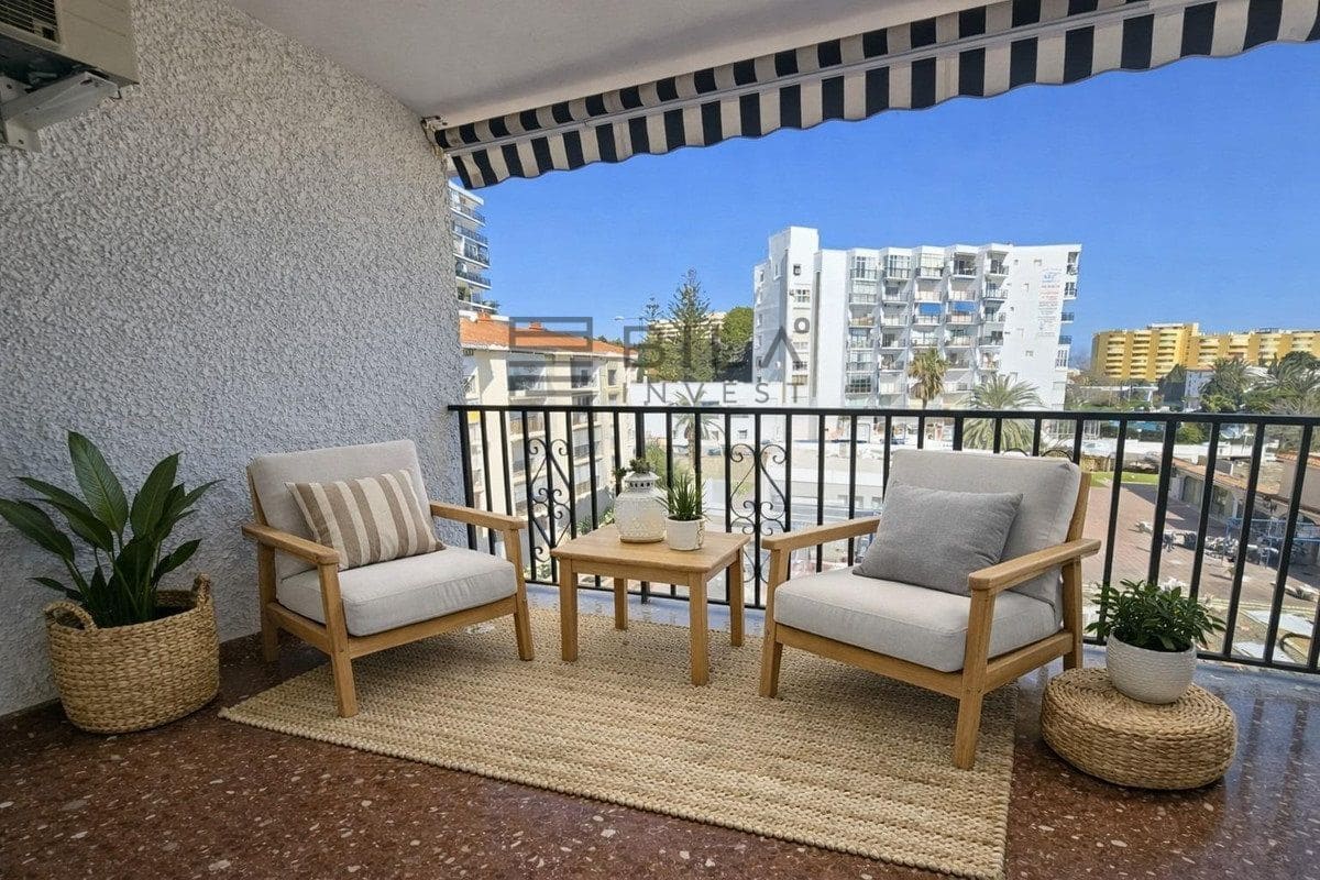 2 soverom Leilighet til salgs i Benalmadena Costa med svømmebasseng garasje - € 290 000 (Ref: 9893295)