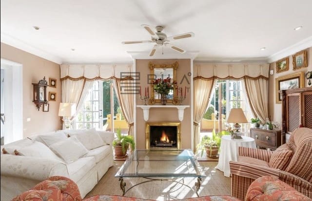 3 Zimmer Villa zu verkaufen in El Rosario, Marbella mit Pool Garage - 995.000 € (Ref: 9893296)