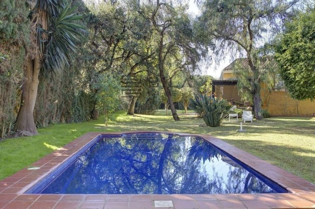 3 Zimmer Villa zu verkaufen in El Rosario, Marbella mit Pool Garage - 995.000 € (Ref: 9893296)