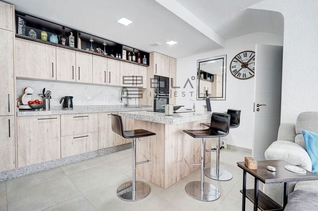 3 bedroom Townhouse for sale in La Reserva, Marbella with pool garage - € 399,995 (Ref: 9895204)