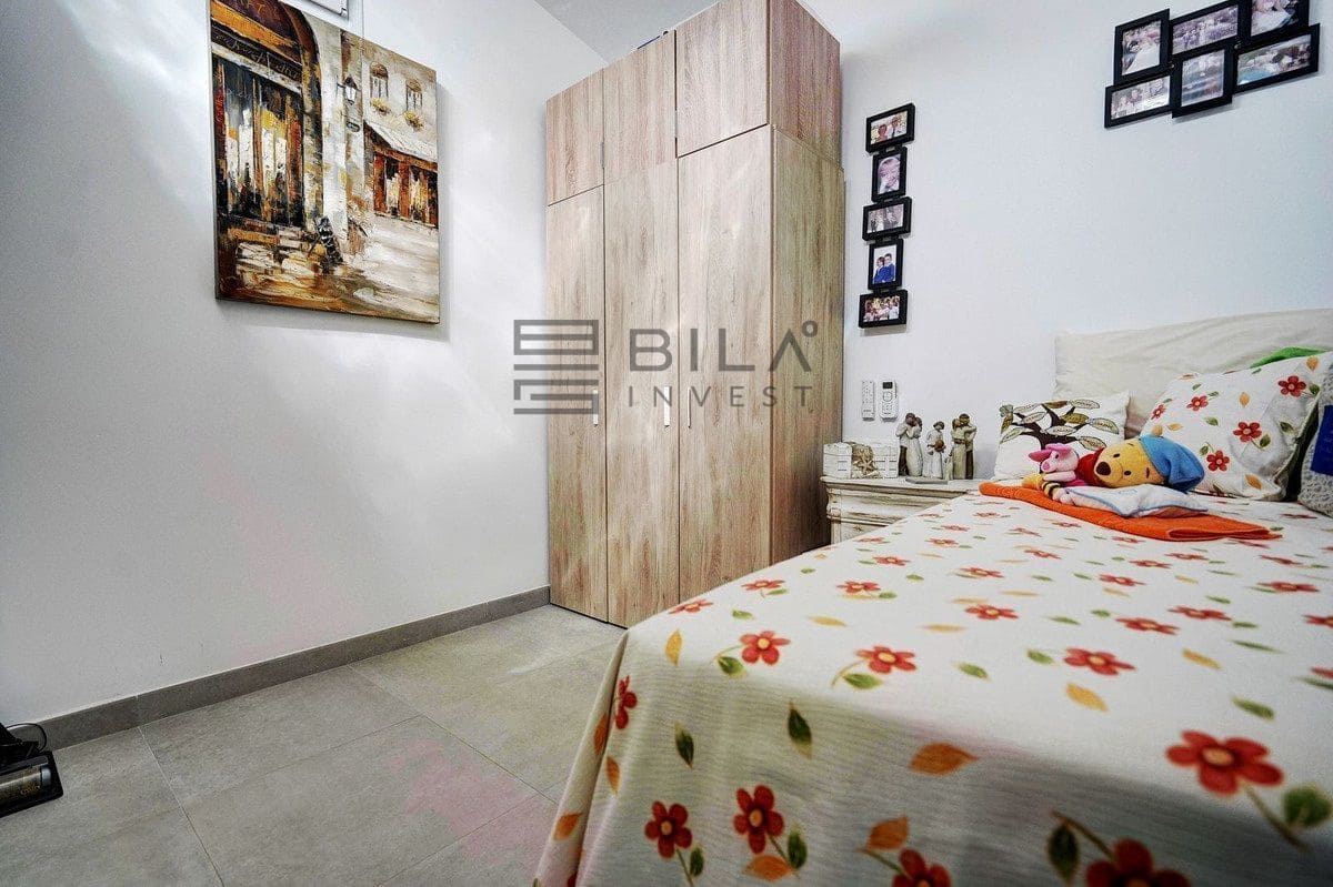 3 bedroom Townhouse for sale in La Reserva with pool garage - € 399,995 (Ref: 9895204)