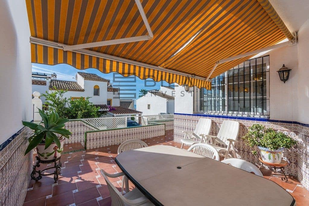 3 bedroom Townhouse for sale in Costabella with pool - € 710,000 (Ref: 9895206)