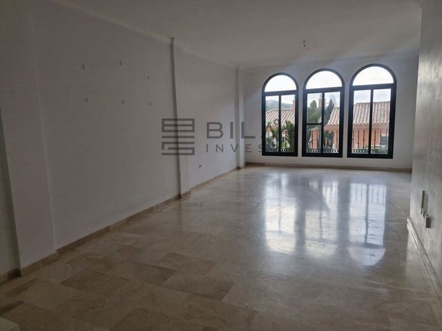 2 slaapkamer Flat te koop in Elviria, Marbella met zwembad - € 335.000 (Ref: 9895207)