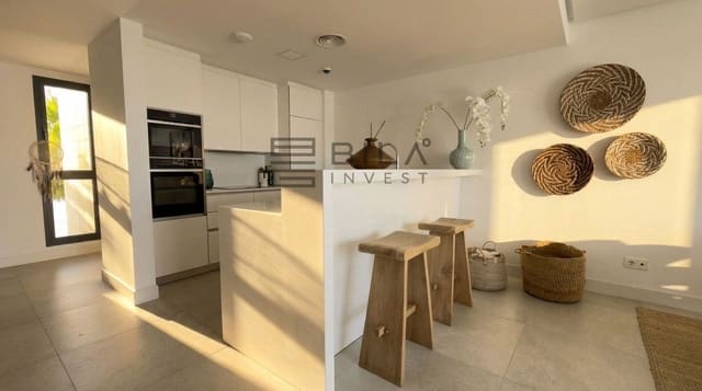 3 bedroom Penthouse for sale in Artola, Marbella - € 1,199,000 (Ref: 9895209)