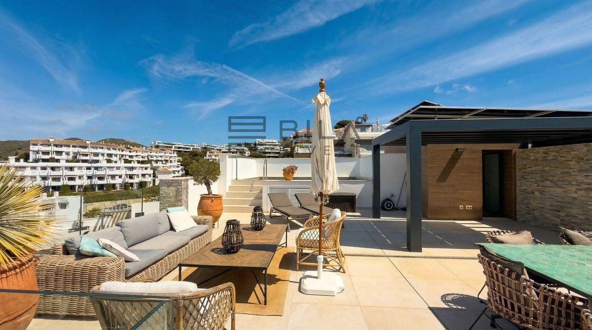 3 soveværelse Penthouse til salg i Artola med swimmingpool - € 1.199.000 (Ref: 9895209)
