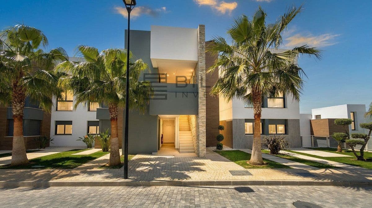 3 soveværelse Penthouse til salg i Artola med swimmingpool - € 1.199.000 (Ref: 9895209)