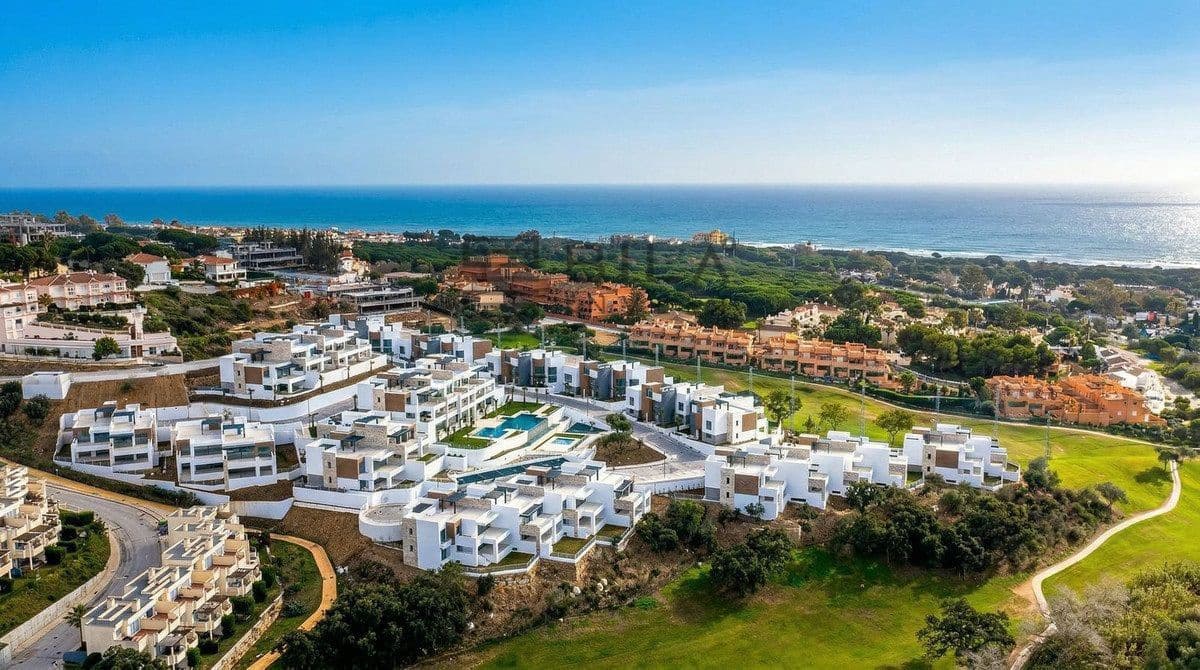 3 soveværelse Penthouse til salg i Artola med swimmingpool - € 1.199.000 (Ref: 9895209)