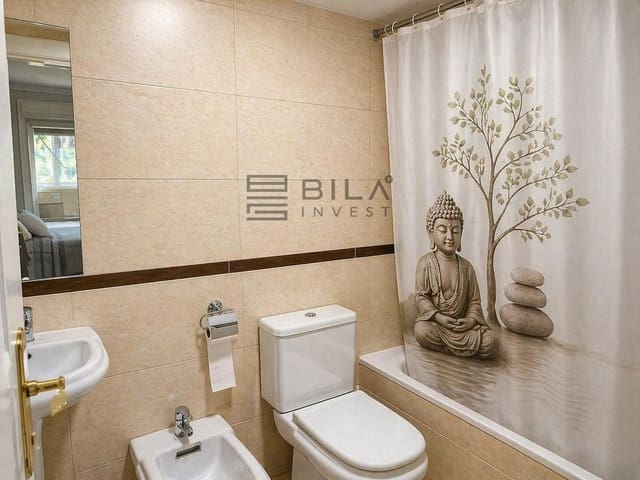 2 bedroom Flat for sale in Hacienda Torrequebrada, Benalmádena - € 320,000 (Ref: 9895211)