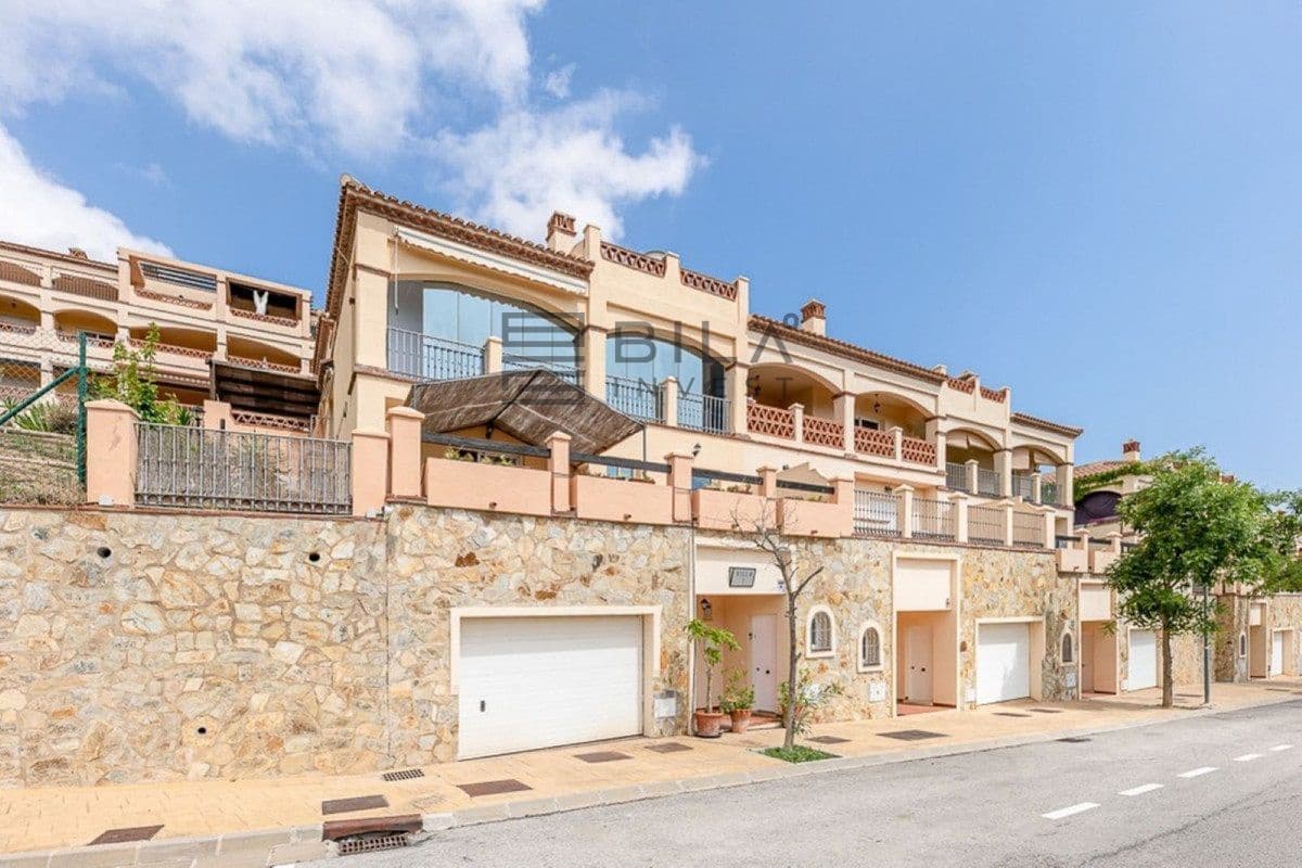 3 quarto Casa em Banda para venda em Mijas Golf com piscina garagem - 415 000 € (Ref: 9895213)