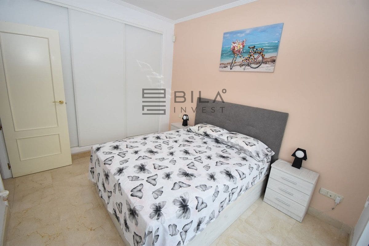 2 bedroom Penthouse for sale in La Cala de Mijas with pool - € 349,000 (Ref: 9895214)