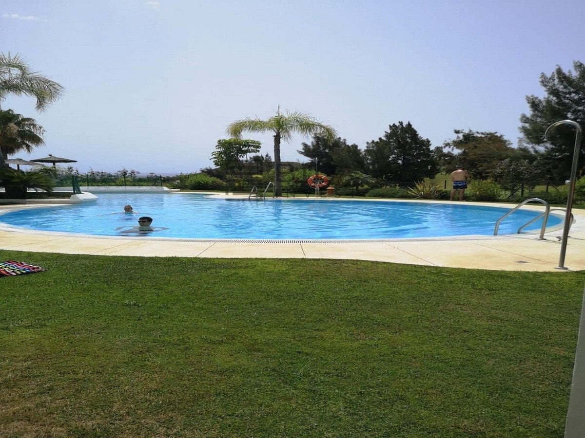 2 bedroom Penthouse for sale in La Cala de Mijas with pool - € 349,000 (Ref: 9895214)