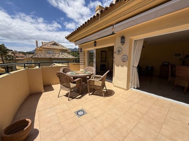 3 bedroom Penthouse for sale in Río Real, Marbella - € 749,000 (Ref: 9895215)