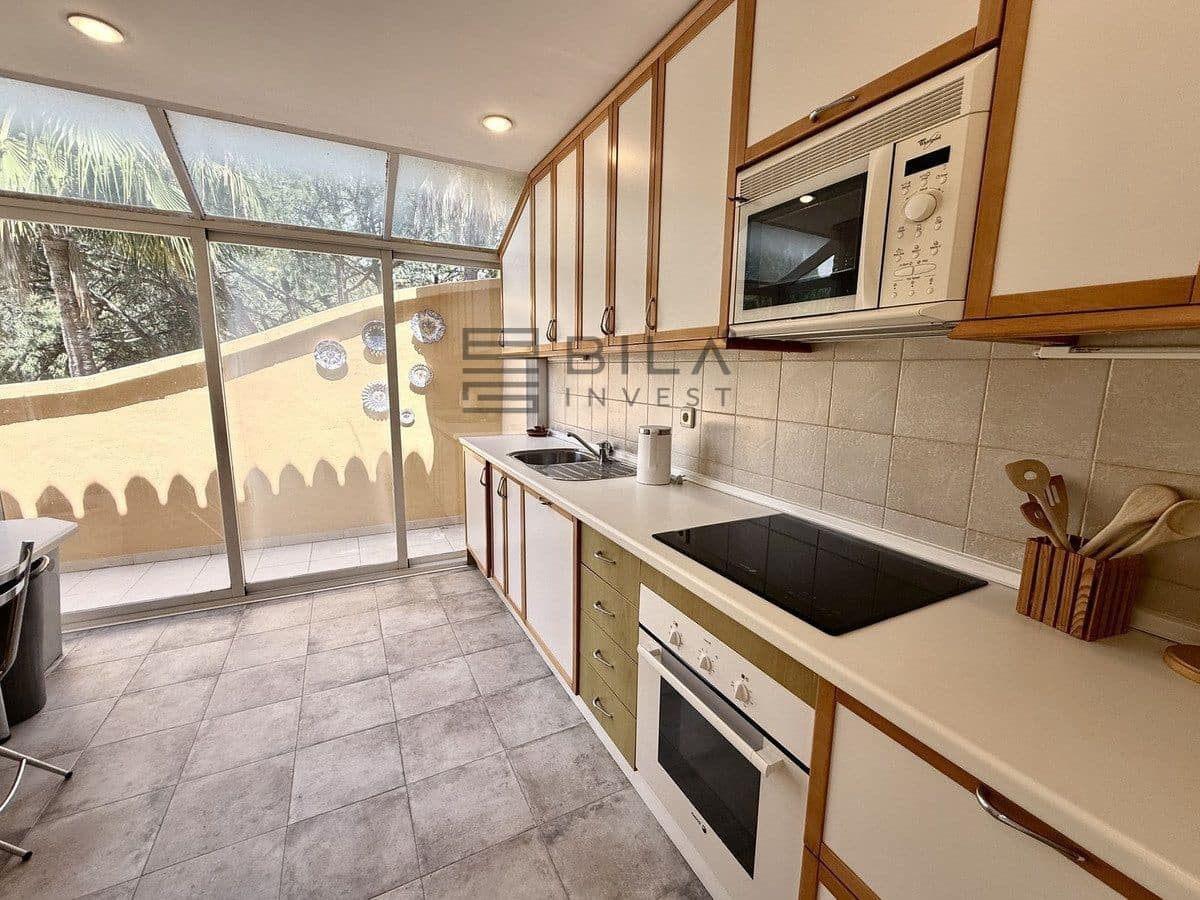 3 bedroom Penthouse for sale in Rio Real with pool - € 749,000 (Ref: 9895215)