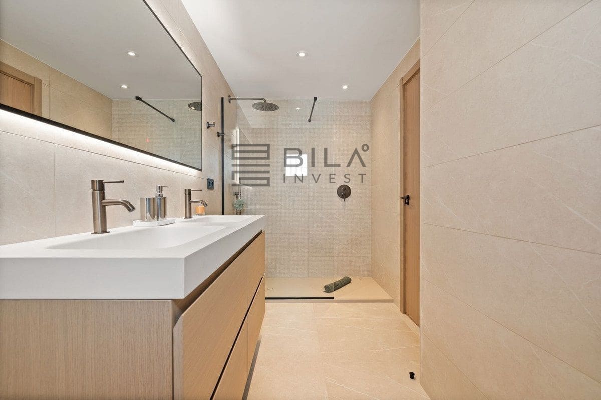 3 sovrum Hus till salu i Marbella med pool garage - 1 180 000 € (Ref: 9895296)
