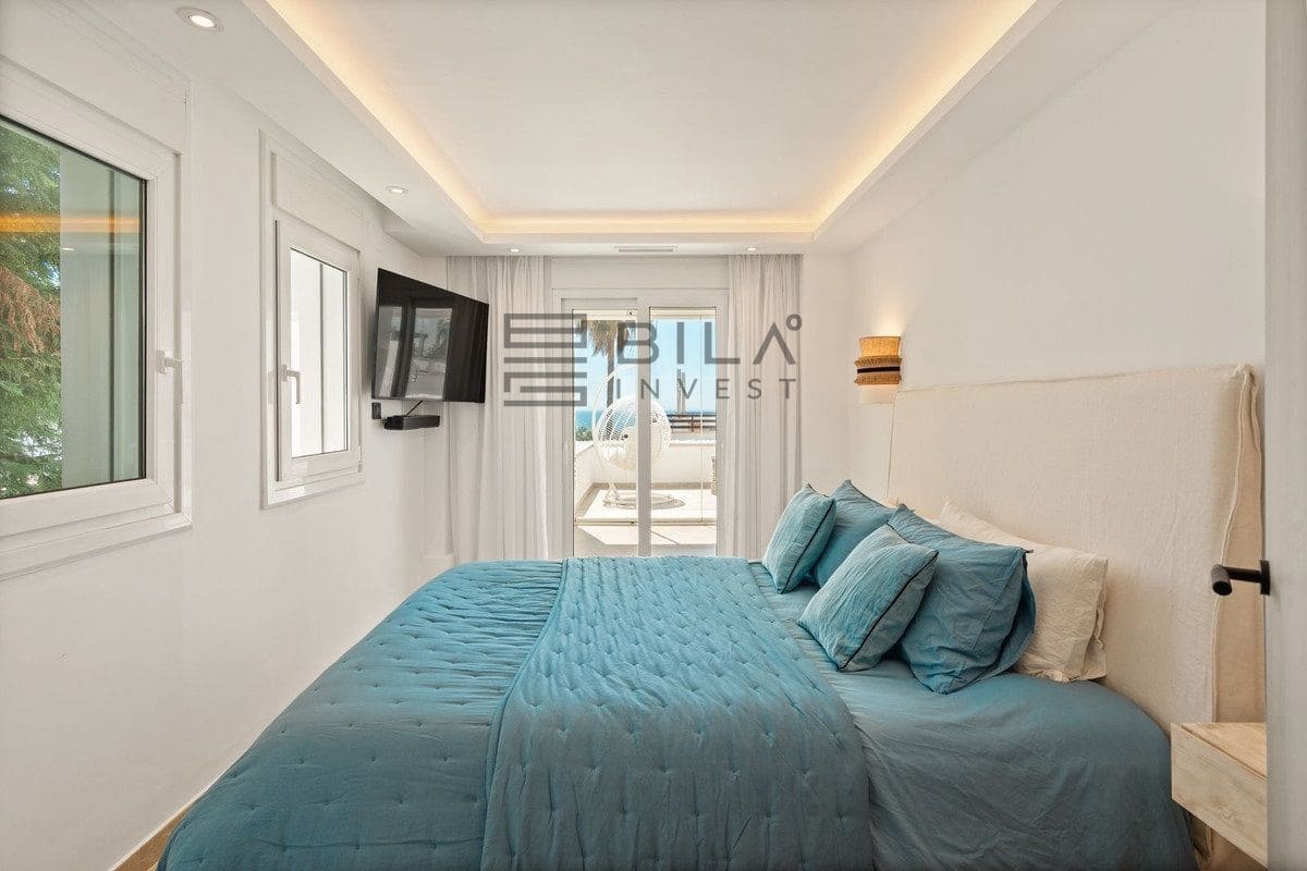 3 sovrum Hus till salu i Marbella med pool garage - 1 180 000 € (Ref: 9895296)