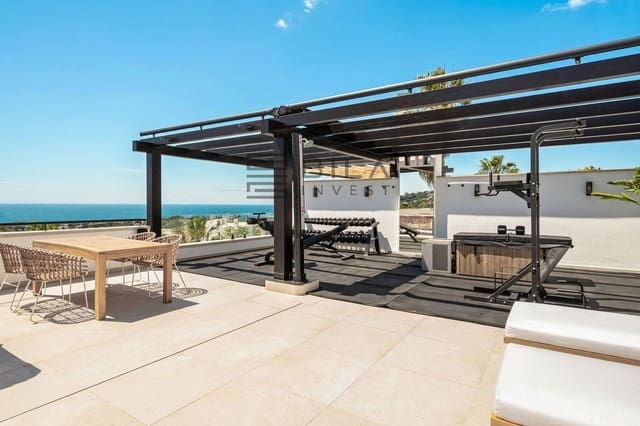 3 sovrum Hus till salu i Santa Clara, Marbella med pool garage - 1 180 000 € (Ref: 9895296)