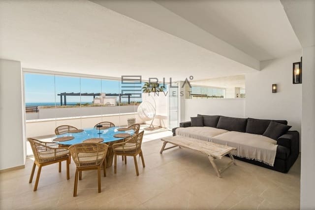 3 sovrum Hus till salu i Santa Clara, Marbella med pool garage - 1 180 000 € (Ref: 9895296)