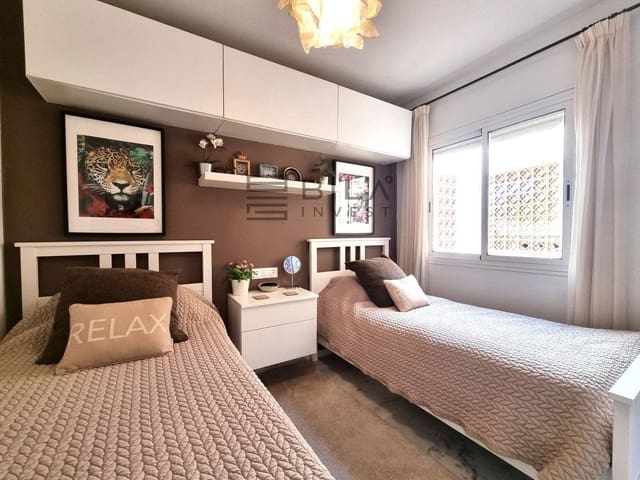 Ático de 2 habitaciones en La Reserva, Marbella en venta - 359.000 € (Ref: 9895298)