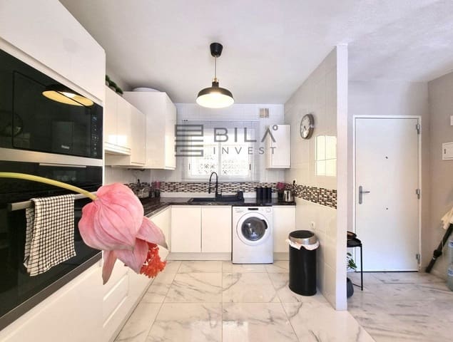 Ático de 2 habitaciones en La Reserva, Marbella en venta - 359.000 € (Ref: 9895298)