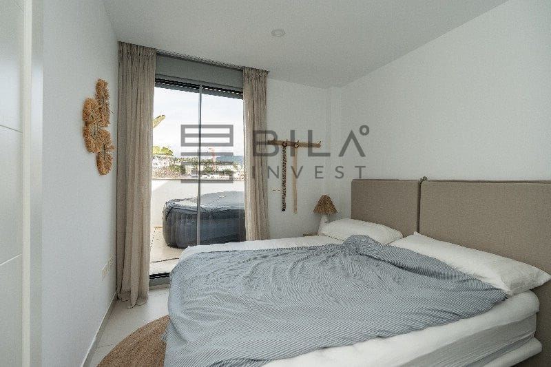 3 sovrum Takvåning till salu i Elviria med pool - 1 495 000 € (Ref: 9895300)