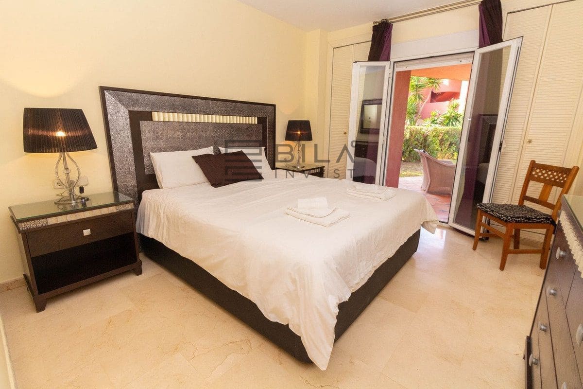 3 slaapkamer Flat te koop in Elviria met zwembad garage - € 675.000 (Ref: 9895301)