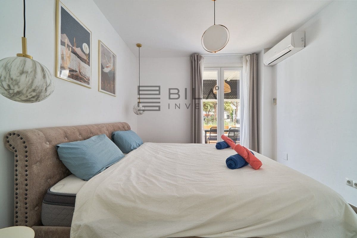 2 slaapkamer Flat te koop in Elviria met zwembad garage - € 499.000 (Ref: 9895302)