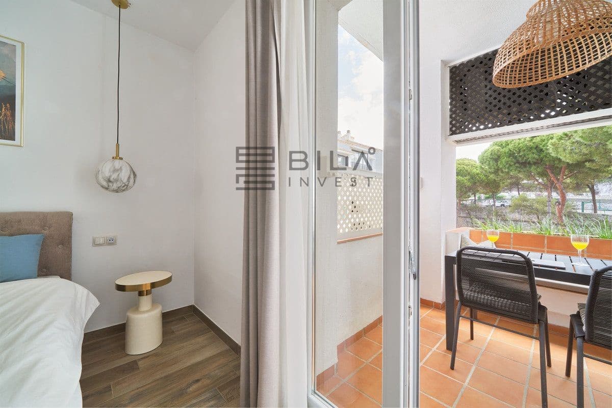 2 slaapkamer Flat te koop in Elviria met zwembad garage - € 499.000 (Ref: 9895302)