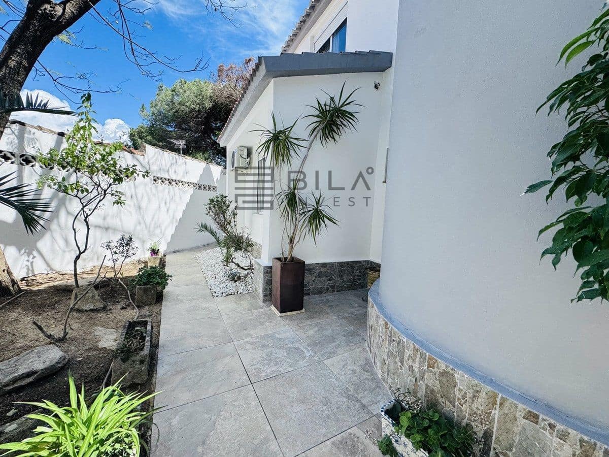 4 chambre Villa/Maison à vendre à Elviria avec piscine garage - 1 199 000 € (Ref: 9895303)