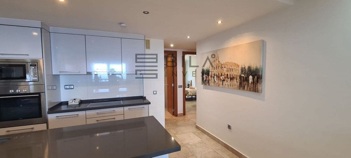 3 soveværelse Penthouse til salg i Fuengirola med swimmingpool - € 535.000 (Ref: 9895649)