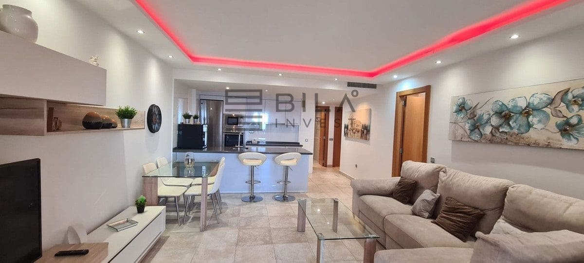 3 soveværelse Penthouse til salg i Fuengirola med swimmingpool - € 535.000 (Ref: 9895649)
