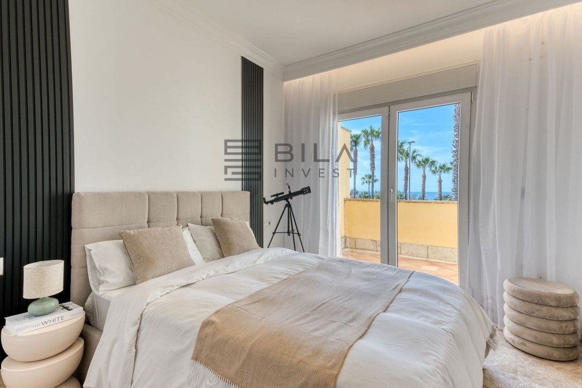 Chalet de 4 habitaciones en Marbella en venta con piscina - 1.495.000 € (Ref: 9895650)