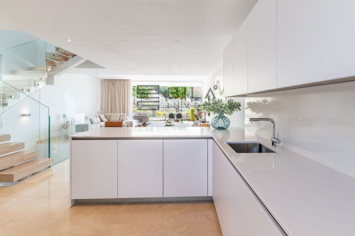 4 camera da letto Casa in vendita in Rio Real con piscina garage - 1.420.000 € (Rif: 9895651)